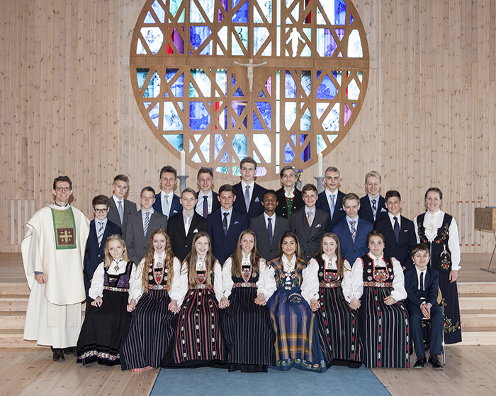Knarvik kirke – søndag 7. mai konfirmantgrupper